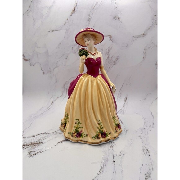 Royal Albert by Royal Doulton Old Country Roses 2010 Figurine of Year 9” MINT - Picture 10 of 16